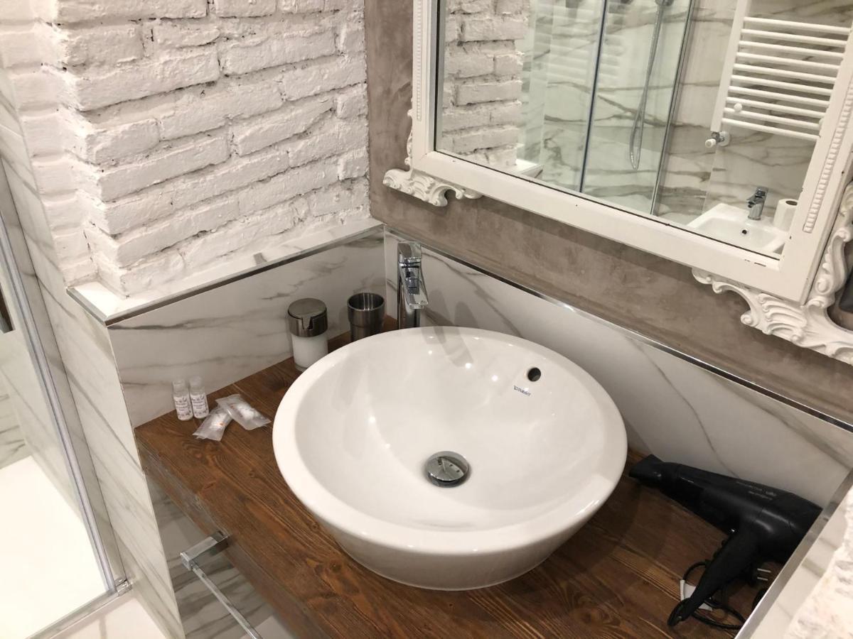Elegant Suite In Milan Center Esterno foto
